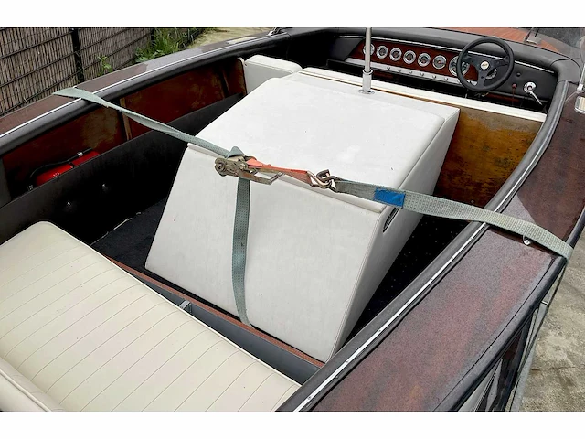 Vintage speedboat boesch super competition 510, yd-14-53 (inclusief trailer) - afbeelding 20 van  34