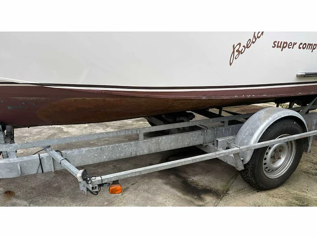 Vintage speedboat boesch super competition 510, yd-14-53 (inclusief trailer) - afbeelding 34 van  34