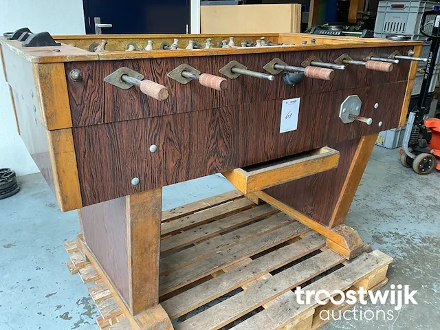 Vintage tafelvoetbal spel - afbeelding 2 van  8