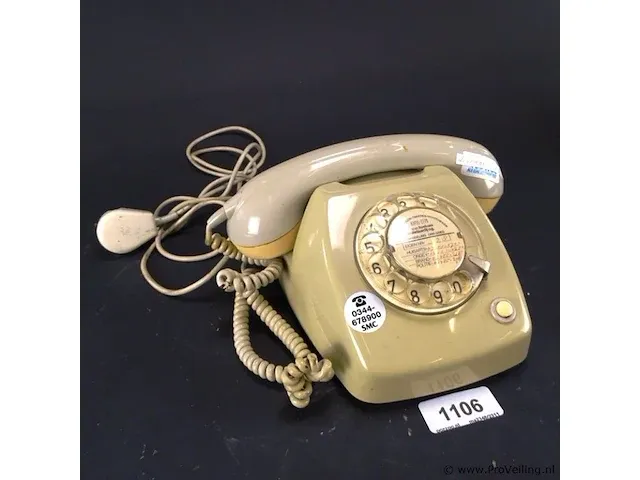Vintage telefoon - afbeelding 1 van  5