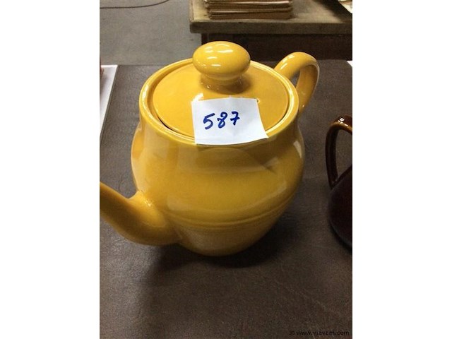 Vintage theepotten 2stuks - afbeelding 2 van  3