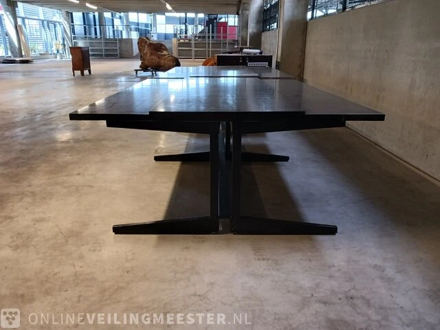 Vintage vergadertafel zwart - afbeelding 3 van  9