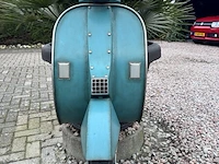 Vintage wandscooter blauw model vespa, blauw