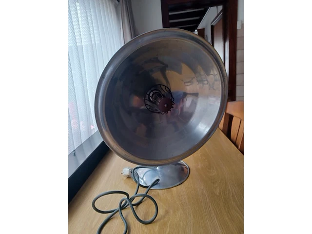 Vintage warmtelamp jaren 60 e27 fitting aantal 1 stuks. - afbeelding 1 van  7