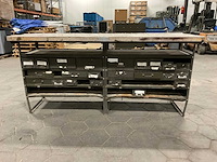 Vintage werkbank met houten werkblad - afbeelding 2 van  8