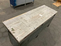 Vintage werkbank met houten werkblad - afbeelding 7 van  8