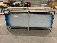 Vintage werkbank met houten werkblad - afbeelding 5 van  9