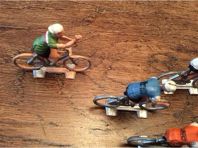 Vintage wielrenners - afbeelding 2 van  3