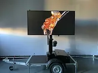 Viplex p8 tekstkar led scherm op aanhangwagen op accu,s en 220volt - afbeelding 23 van  49