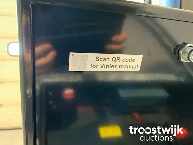 Viplex p8 tekstkar led scherm op aanhangwagen op accu,s en 220volt - afbeelding 7 van  49