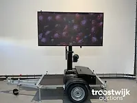 Viplex p8 tekstkar led scherm op aanhangwagen op accu,s en 220volt - afbeelding 9 van  49