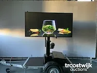 Viplex p8 tekstkar led scherm op aanhangwagen op accu,s en 220volt - afbeelding 22 van  49