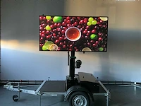 Viplex p8 tekstkar led scherm op aanhangwagen op accu,s en 220volt - afbeelding 35 van  49
