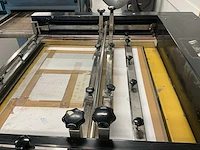 Viprotech v-mat semi automatische zeefdrukmachine - afbeelding 7 van  9