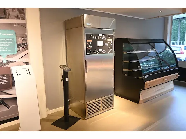 Viresmo - nordcap - 14 - gekoeld rvs smart afhaalsysteem vakkenkast - showroom model - afbeelding 1 van  9