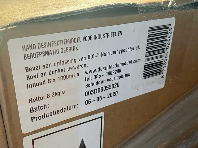 Viro doos met 8 flessen desinfectiemiddel (48x) - afbeelding 3 van  4