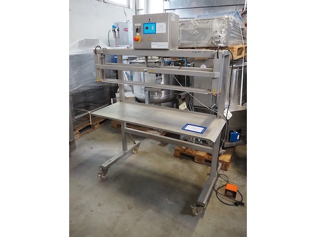 Viro - afbeelding 1 van  8