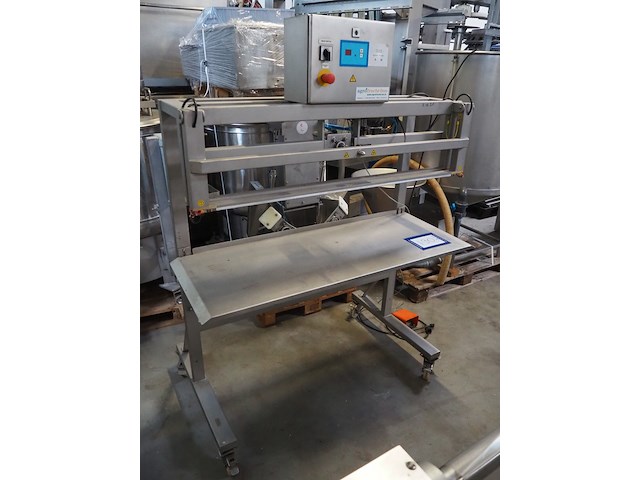 Viro - afbeelding 2 van  8