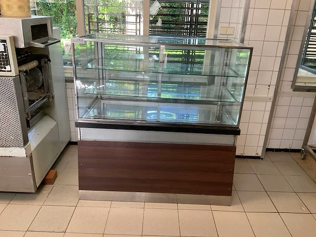 Virtus - dc 140 sk - gekoelde gebaksvitrine - afbeelding 1 van  4
