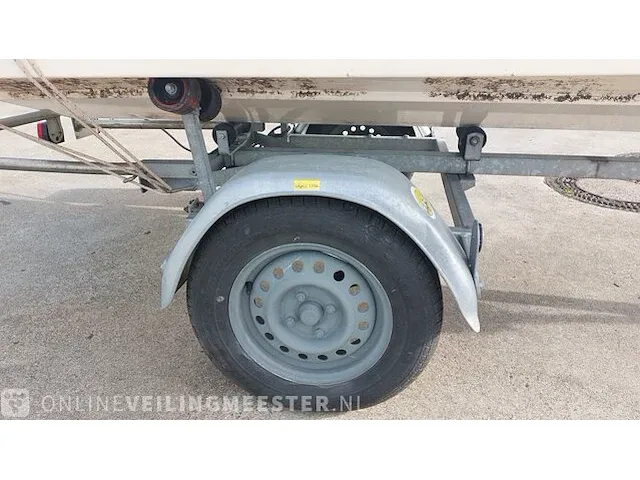 Vis/console boot bryza 410 met suzuki 15 pk buitenboordmotor en riba boottrailer bryza , 410 - afbeelding 32 van  41