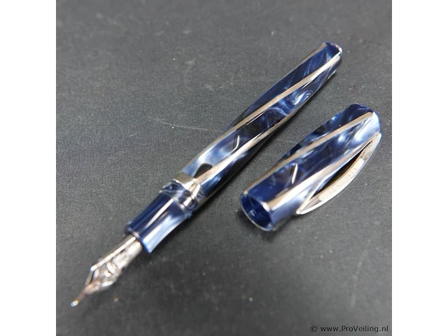Visconti divina elegance imperial blue vulpen mt 3.2 m - afbeelding 2 van  4