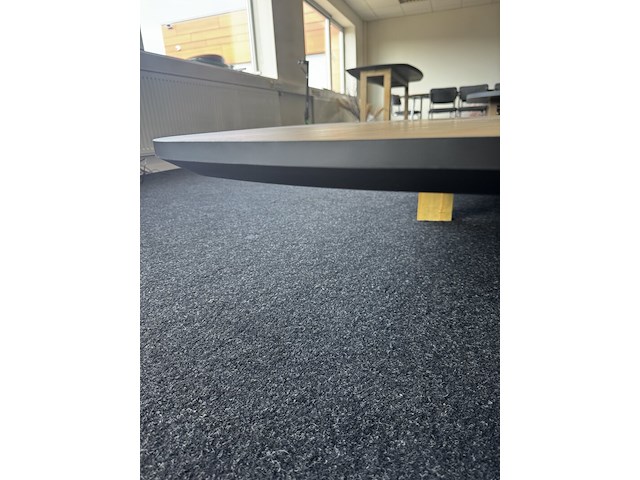 Visgraat eiken tafelblad 240x110 cm facetrand zwart - afbeelding 6 van  6