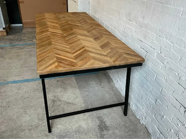 Visgraatmotief, massief hout met vigneerlaag eetkamertafel - afbeelding 5 van  8