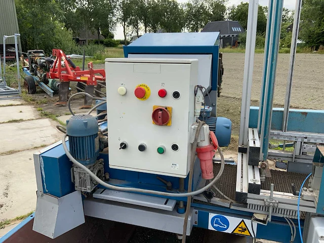Visser - 1998 - ec40 - trayvulmachine - afbeelding 4 van  32