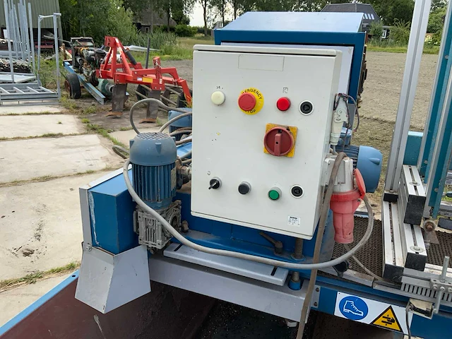 Visser - 1998 - ec40 - trayvulmachine - afbeelding 10 van  32