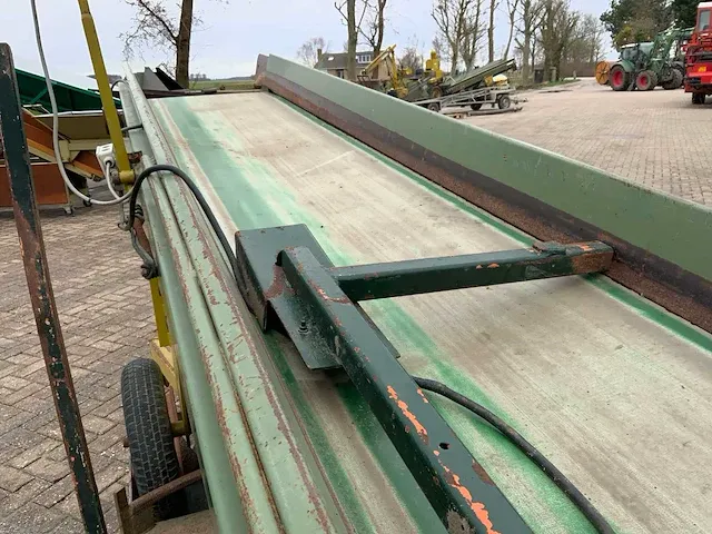 Visser 0pv75 aardappel/uien opschepmachine - afbeelding 11 van  26