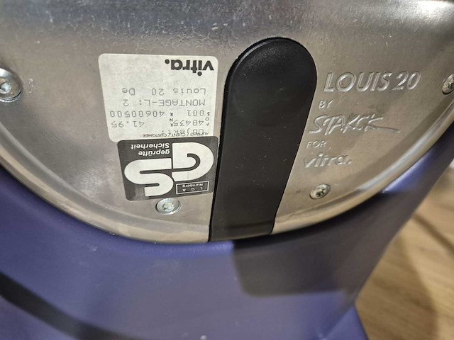 Vitra - louis 20 philippe stark - eetkamerstoelen (2x) - afbeelding 8 van  8