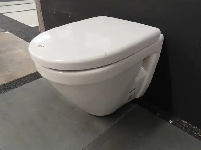 Vitra - toilet - afbeelding 1 van  2