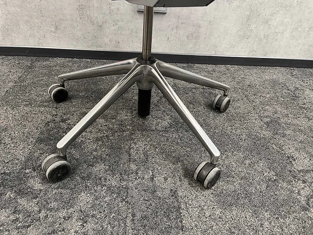 Vitra ac 5 work - design bureaustoel - leder - afbeelding 9 van  14
