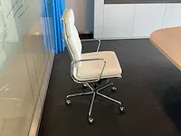 Vitra ea219 soft pad bureaustoel - afbeelding 4 van  5