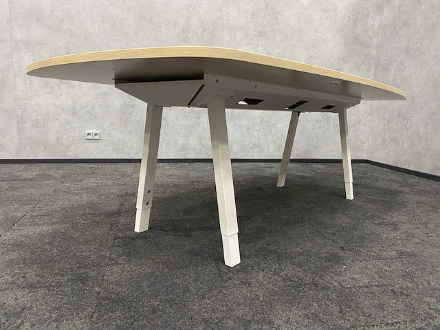 Vitra joyn/ brunner - 8p design conferentie set 240x120 - afbeelding 16 van  19