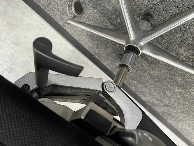 Vitra joyn/ meda - instelbare design werkplek 180x90 - afbeelding 22 van  26