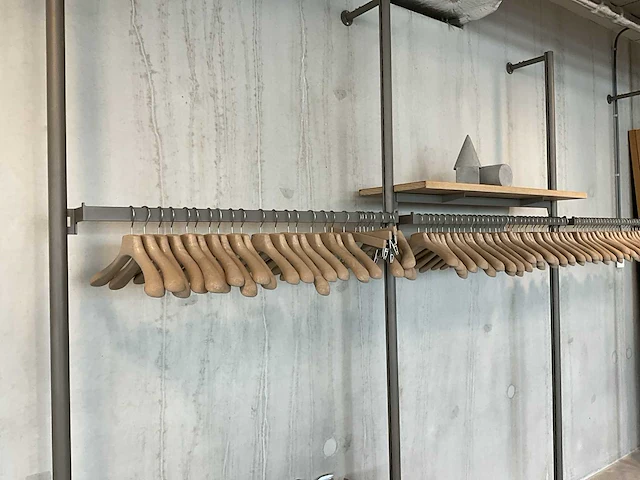Vitra kledingstelling (86x130 cm) - afbeelding 3 van  15