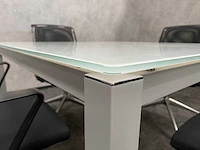 Vitra meda - 4 persoons design set 120x120 - afbeelding 8 van  24
