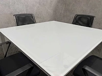 Vitra meda - 4 persoons design set 120x120 - afbeelding 9 van  24