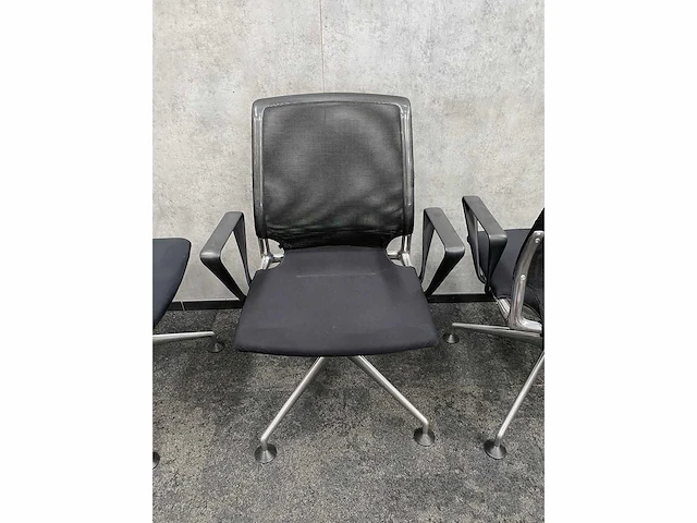 Vitra meda - 4 persoons design set 120x120 - afbeelding 23 van  24