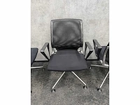 Vitra meda - 4 persoons design set 120x120 - afbeelding 23 van  24