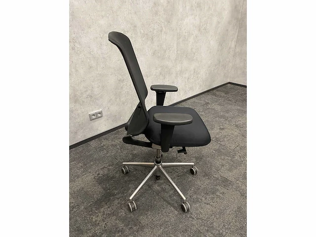 Vitra meda - ergonomische bureaustoel - afbeelding 7 van  17