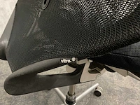 Vitra meda - ergonomische bureaustoel - afbeelding 9 van  17