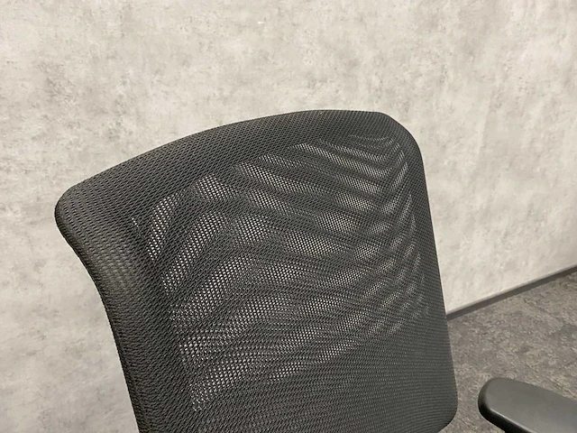 Vitra meda - ergonomische bureaustoel - afbeelding 11 van  17
