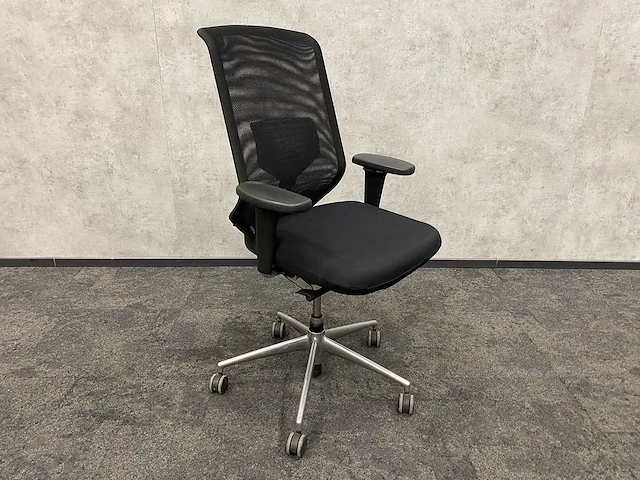 Vitra meda - ergonomische bureaustoel - afbeelding 1 van  17