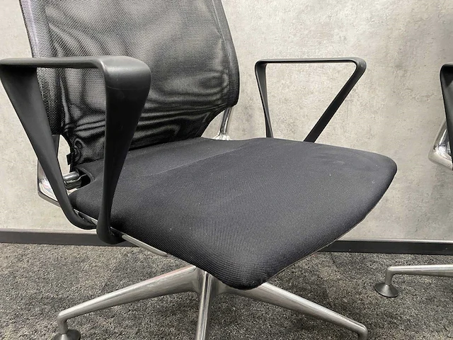 Vitra meda/ magis tavolo - 3 persoons design set ø110 - afbeelding 24 van  24