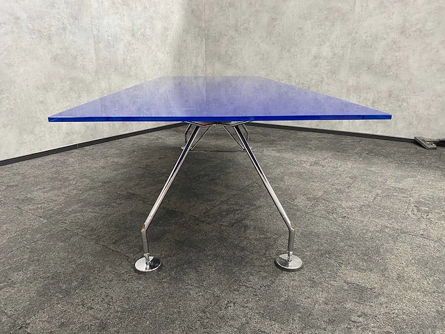 Vitra meda/ tecno nomos - 8 persoons design set 280x100 - afbeelding 20 van  32