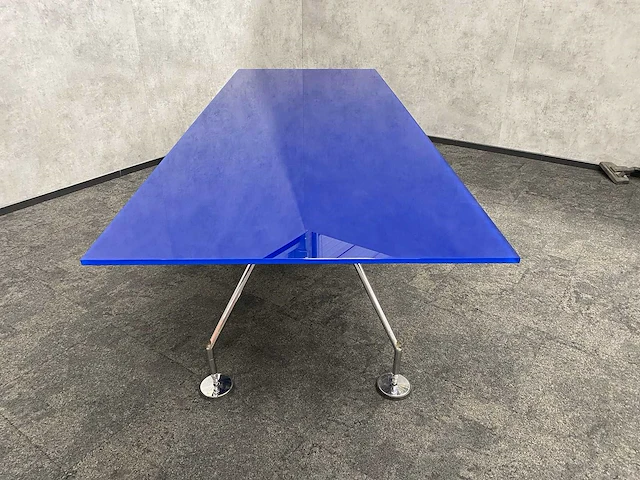 Vitra meda/ tecno nomos - 8 persoons design set 280x100 - afbeelding 21 van  32