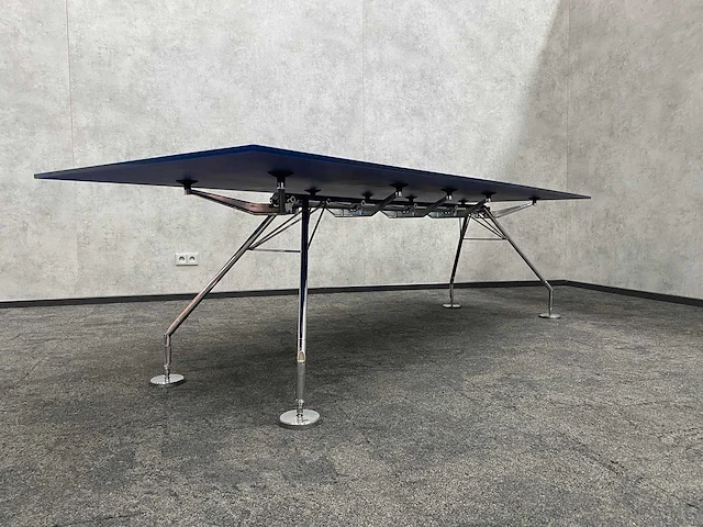 Vitra meda/ tecno nomos - 8 persoons design set 280x100 - afbeelding 27 van  32