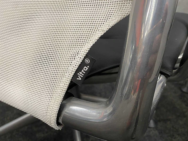 Vitra meda/ tecno nomos - design werplek - afbeelding 21 van  31